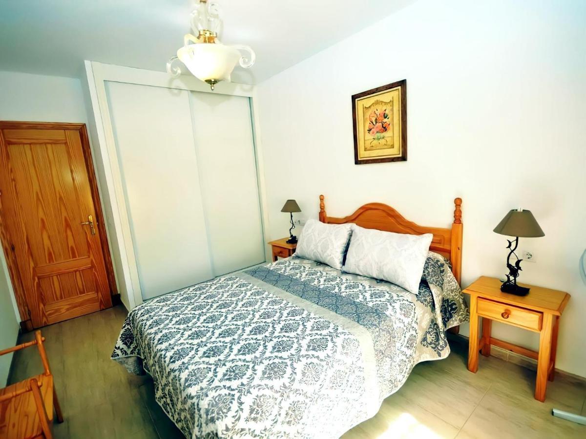 Apartamento Junto Al Mar Piscina Solo Familias Conil De La Frontera Exterior photo