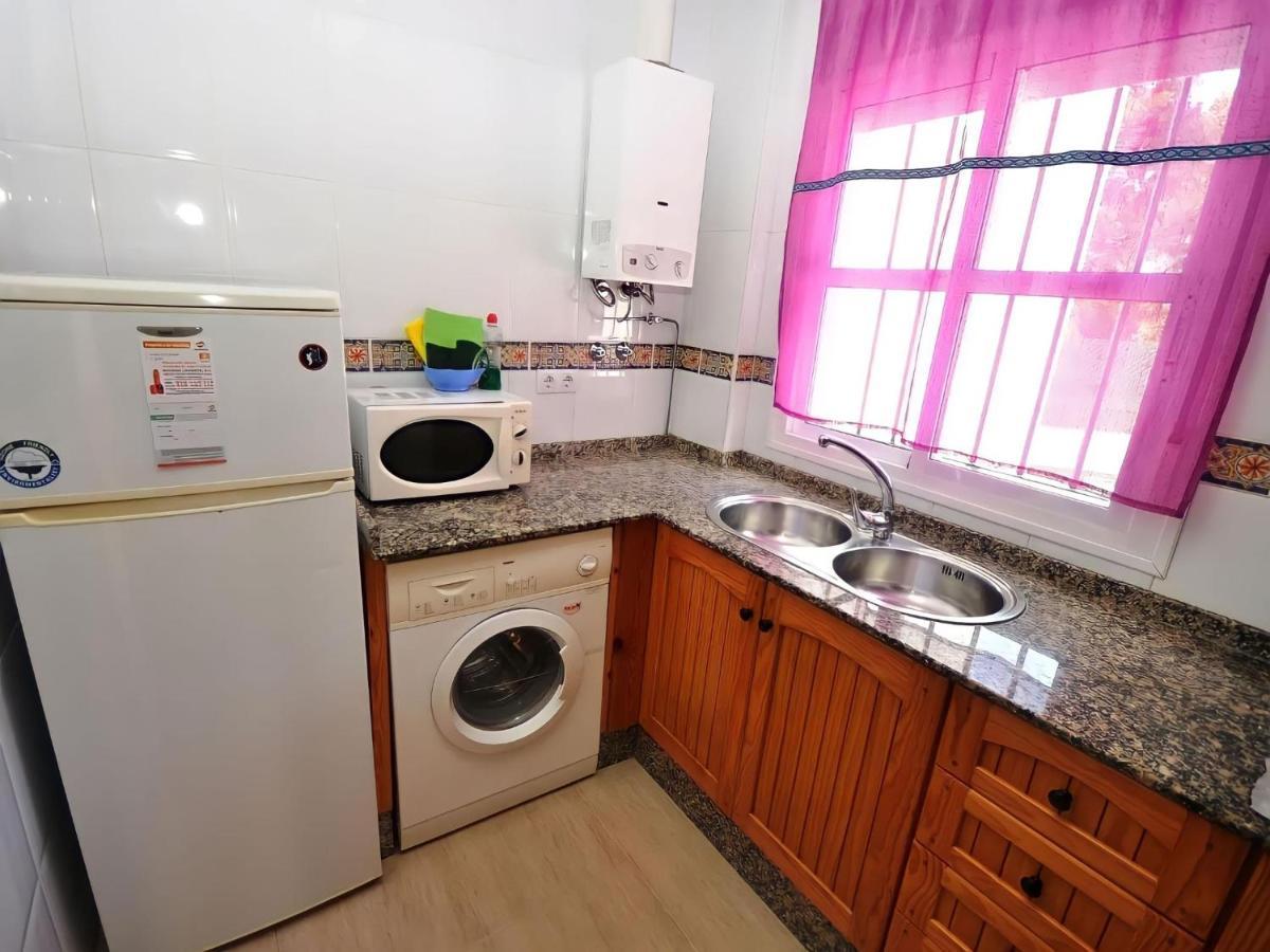 Apartamento Junto Al Mar Piscina Solo Familias Conil De La Frontera Exterior photo